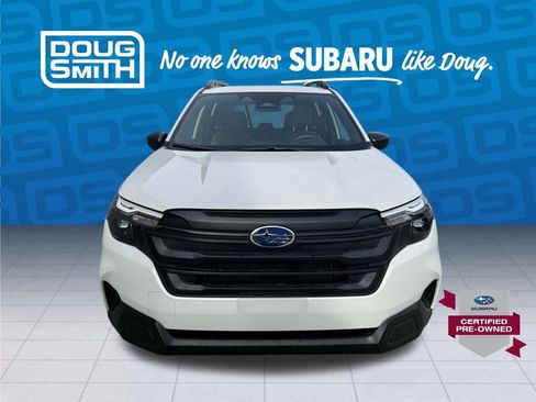 Used 2025 Subaru Forester image 3