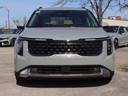 New 2026 Kia Carnival SX image 2