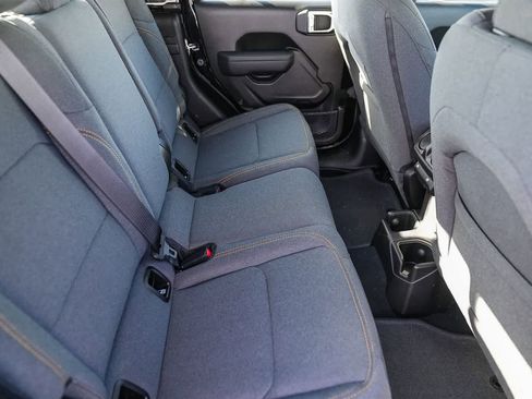 New 2026 Jeep Gladiator Sport image 18