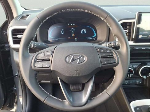 New 2026 Hyundai Venue SEL FWD image 12