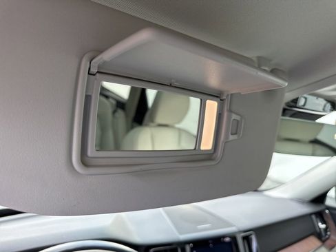 Used 2021 Volvo XC60 T6 Momentum image 31