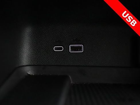 Used 2025 Chevrolet Traverse RS w/ LPO, Floor Liner Package image 26