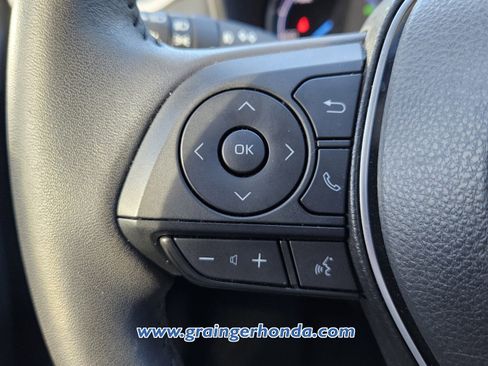 Used 2024 Toyota RAV4 XLE Premium image 19