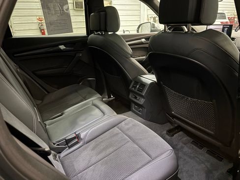 Used 2023 Audi SQ5 Premium w/ Convenience Package AWD/4WD image 30