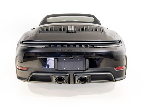 Used 2026 Porsche 911 Carrera 4 GTS image 8
