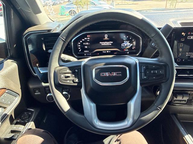 Used 2024 GMC Sierra 2500 SLT w/ SLT Premium Package AWD/4WD image 8