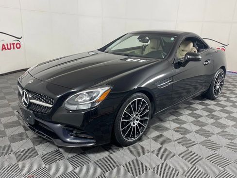 Used 2019 Mercedes-Benz SLC 300 image 2