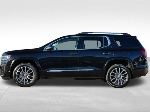 Used 2021 GMC Acadia Denali w/ GMC Pro Grade Package image 4
