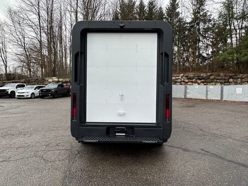 New 2025 Chevrolet Brightdrop 400 image 6