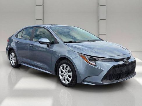Used 2022 Toyota Corolla LE FWD image 7