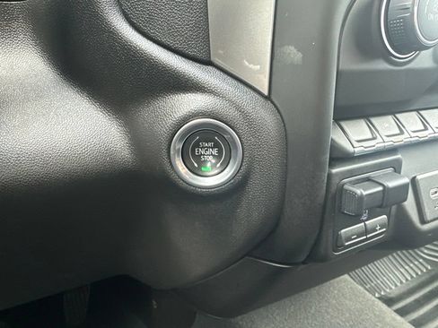 Used 2023 Chevrolet Silverado 1500 Custom AWD/4WD image 6
