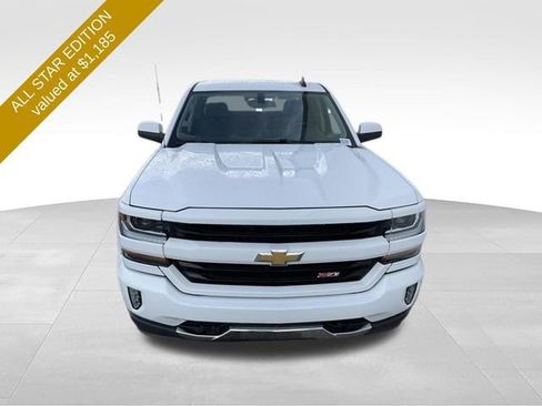 Used 2018 Chevrolet Silverado 1500 LT w/ All Star Edition AWD/4WD image 7