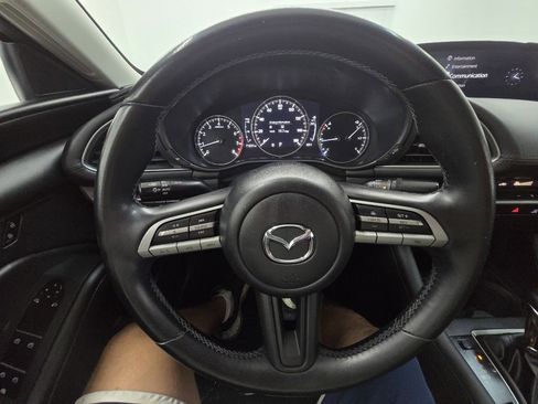 Used 2021 MAZDA MAZDA3 s image 21