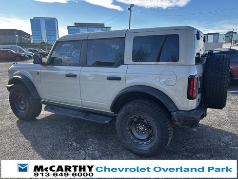 Used 2025 Ford Bronco Badlands image 5