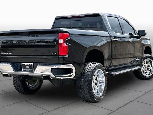 Used 2020 Chevrolet Silverado 1500 LTZ w/ LTZ Plus Package AWD/4WD image 8