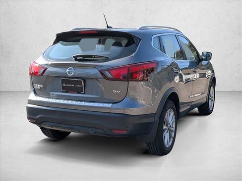 Used 2019 Nissan Rogue Sport SV image 5