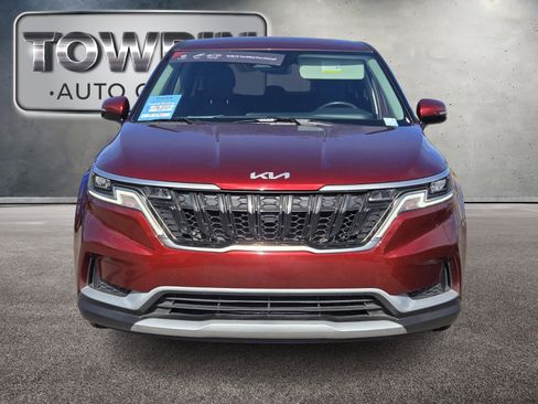 Certified 2024 Kia Carnival LX image 9