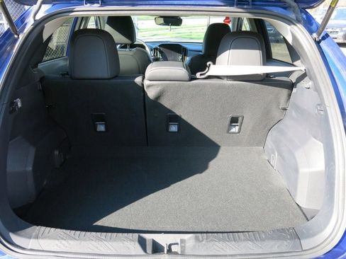 Used 2024 Subaru Crosstrek 2.5i Limited AWD/4WD image 17
