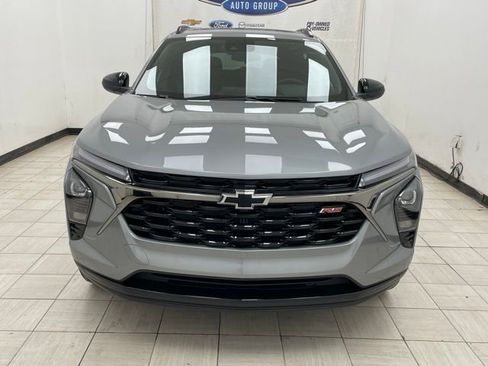 New 2026 Chevrolet Trax RS w/ Sunroof Package image 17