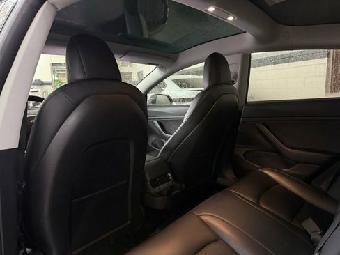 Used 2018 Tesla Model 3 Long Range AWD/4WD image 13