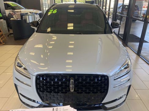 New 2026 Lincoln Corsair Reserve image 10