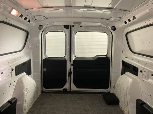 Used 2016 RAM ProMaster City Tradesman w/ Rear Back-up Camera Group FWD image 17