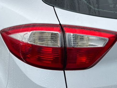 Used 2013 Ford C-MAX Energi SEL image 15