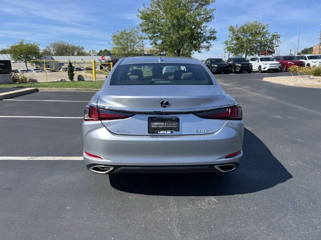 Certified 2025 Lexus ES 350 w/ Premium Package FWD image 4