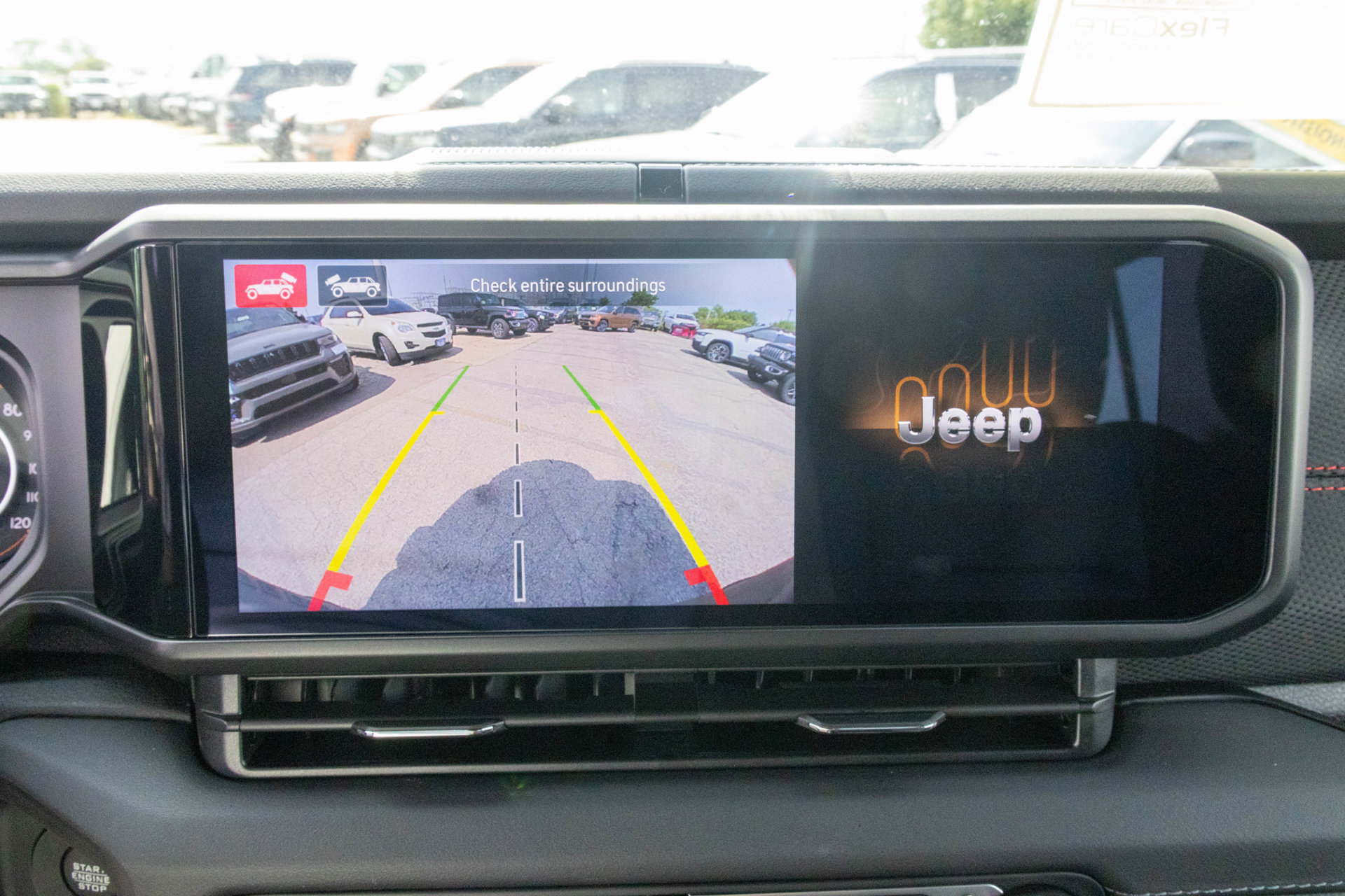 New 2027 Jeep Wrangler Unlimited Rubicon AWD/4WD image 21