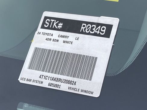 Certified 2024 Toyota Camry LE FWD image 31