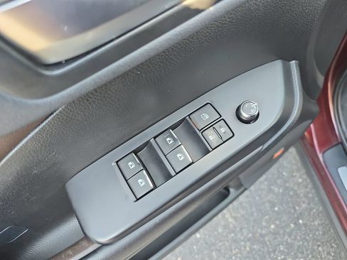 Certified 2019 Toyota Highlander Limited Platinum AWD/4WD image 32