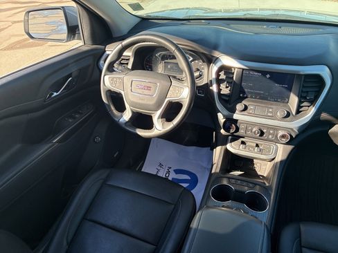 Used 2023 GMC Acadia SLT w/ LPO, Floor Liner Package image 23