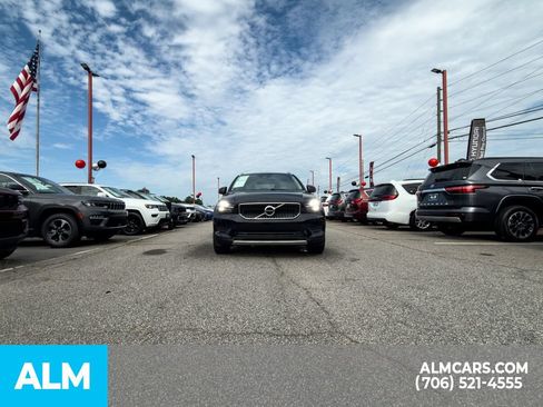 Used 2020 Volvo XC40 T5 Momentum AWD/4WD image 23