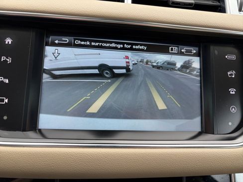 Used 2016 Land Rover Range Rover Sport HSE AWD/4WD image 29