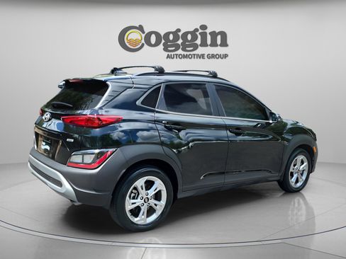 Certified 2023 Hyundai Kona SEL AWD/4WD image 5