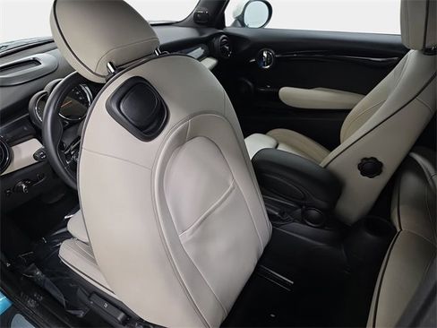 Used 2019 MINI Cooper S image 12