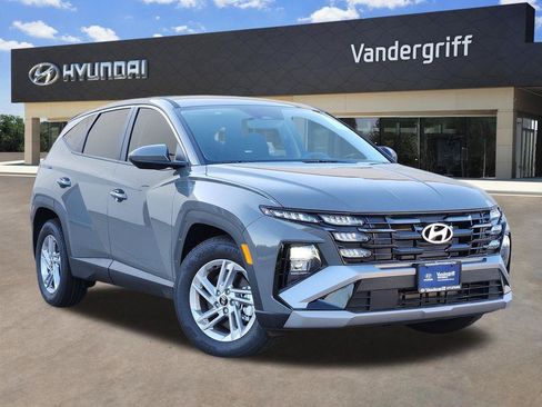 New 2026 Hyundai Tucson SE FWD image 1