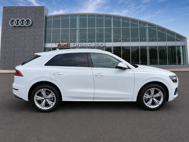 Certified 2023 Audi Q8 Premium Plus AWD/4WD image 3