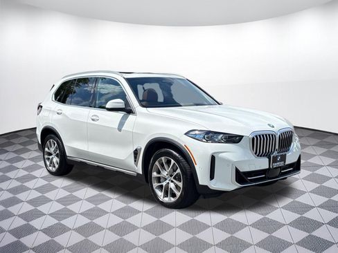 Used 2026 BMW X5 xDrive50e w/ Climate Comfort Package AWD/4WD image 7