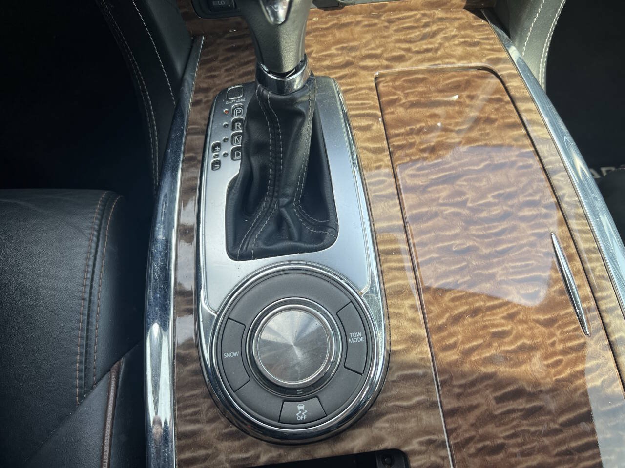 Used 2019 Nissan Armada SL w/ Premium Package RWD image 12