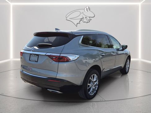 Used 2023 Buick Enclave Essence w/ Experience Buick Package FWD image 6