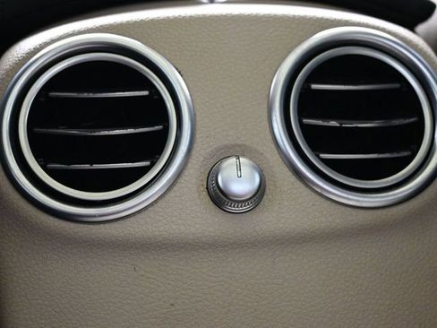 Used 2021 Mercedes-Benz C 300 Sedan image 13