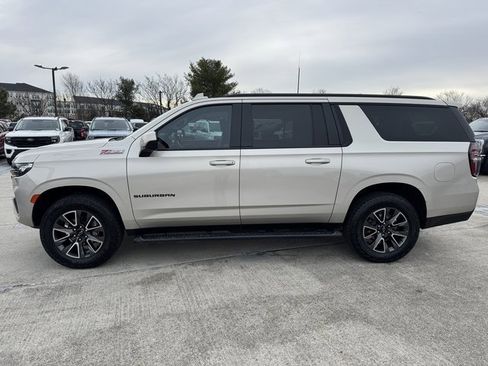 Used 2021 Chevrolet Suburban Z71 w/ Rear Media and Nav Package image 11