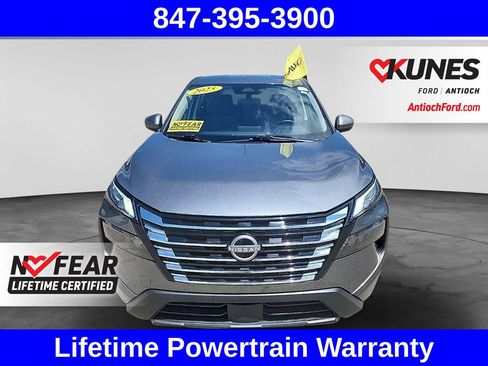 Used 2025 Nissan Rogue SV AWD/4WD image 7