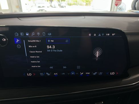 New 2025 Chevrolet Suburban Premier image 19