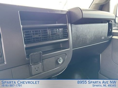 Used 2024 Chevrolet Express 2500 w/ Driver Convenience Package RWD image 18