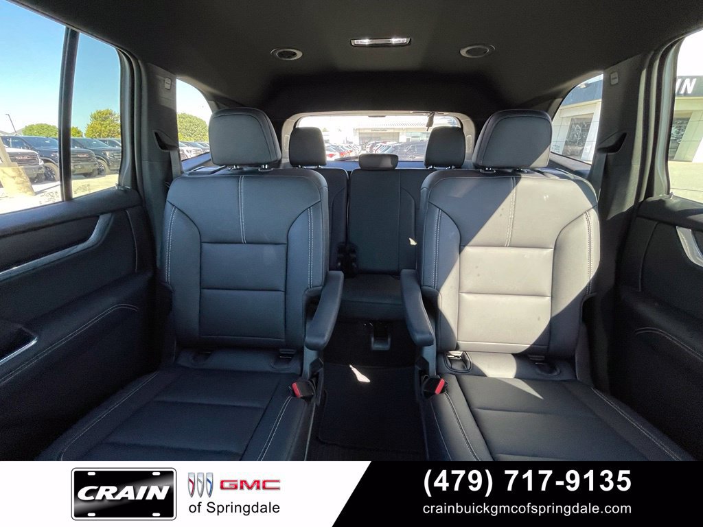 Used 2026 GMC Acadia Elevation w/ Black Edition FWD image 29