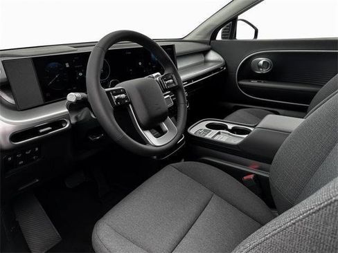 New 2026 Hyundai Ioniq 9 SE image 14