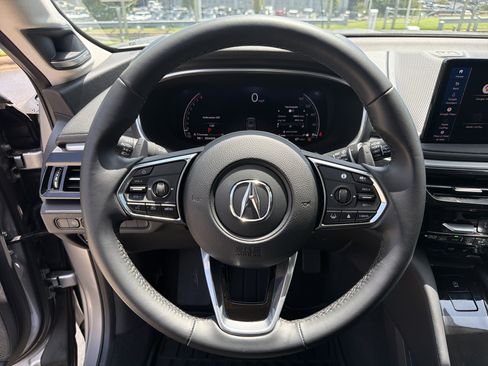 Used 2026 Acura MDX SH-AWD w/ Technology Package image 18