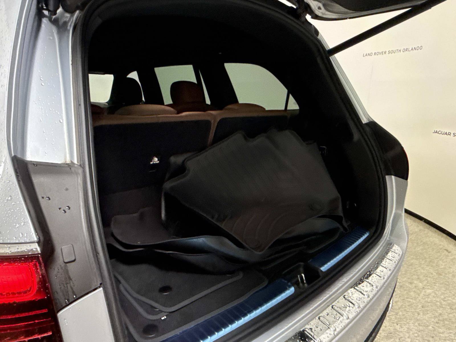 Used 2024 Mercedes-Benz GLS 450 4MATIC image 10
